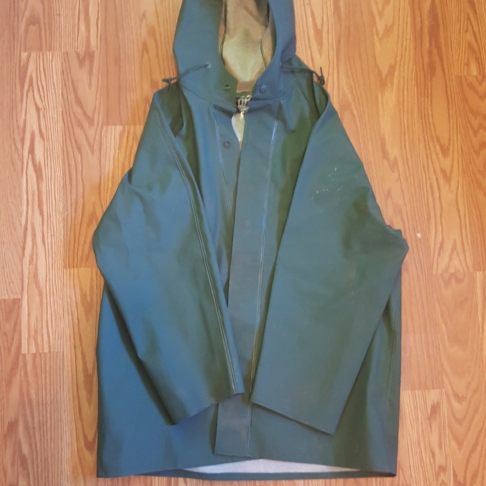 Dutch harbor gear heavy duty rain jacket